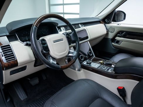 Used 2019 Land Rover Range Rover HSE AWD/4WD image 21