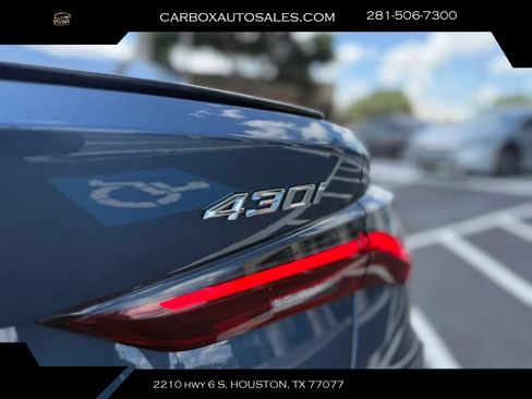 Used 2023 BMW 430i Coupe w/ M Sport Package RWD image 30