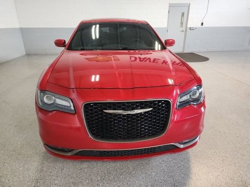 Used 2017 Chrysler 300 S w/ 300S Premium Group AWD/4WD image 8