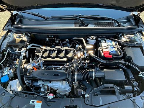 Certified 2025 Honda Accord LX image 9