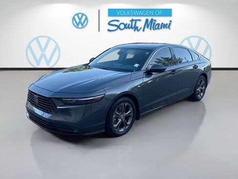 Used 2024 Honda Accord EX-L image 3