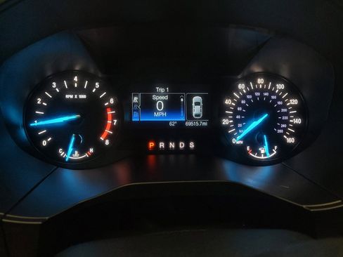Used 2019 Ford Edge SE FWD image 23