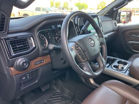 Used 2023 Nissan Titan Platinum Reserve w/ Moonroof Package AWD/4WD image 14
