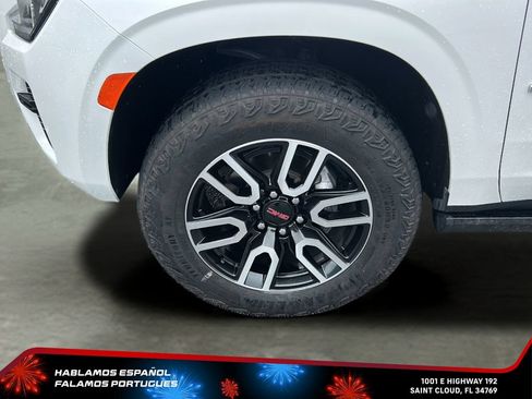 Certified 2024 GMC Yukon XL AT4 w/ Technology Package AWD/4WD image 10