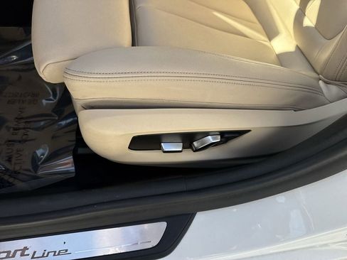 Used 2019 BMW 530i xDrive AWD/4WD image 41