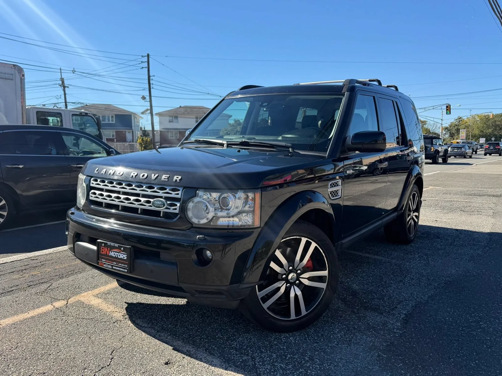 Used 2012 Land Rover LR4 HSE LUX w/ Luxury Pkg AWD/4WD image 1