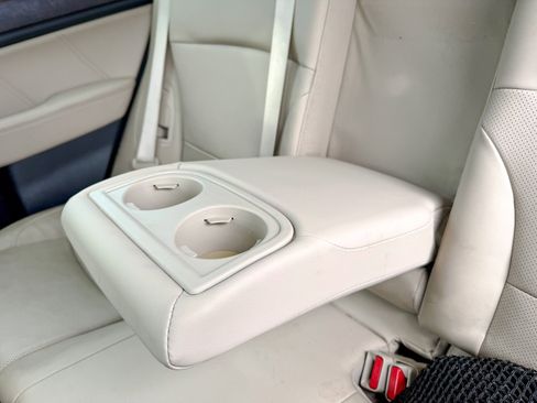 Used 2018 Subaru Outback 2.5i Limited image 10