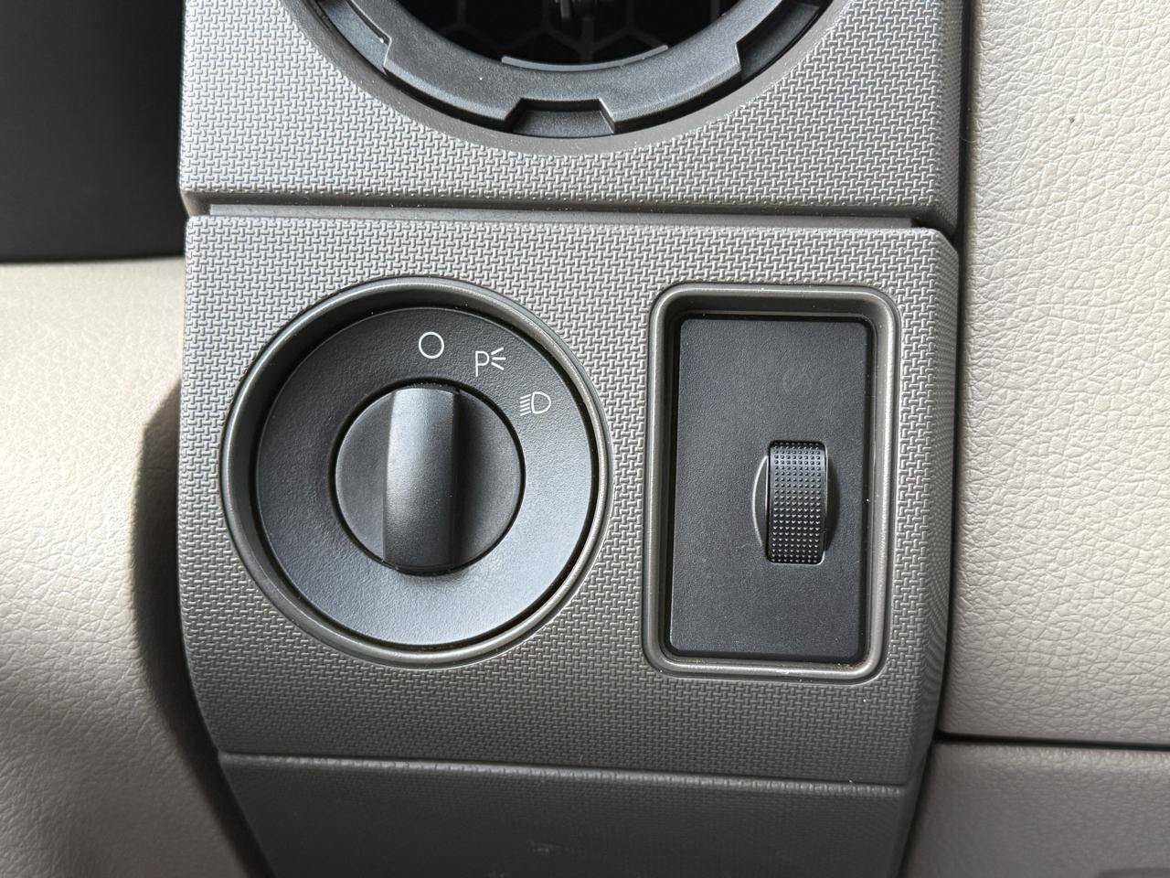 Used 2008 Ford F450 2WD Regular Cab Super Duty image 17