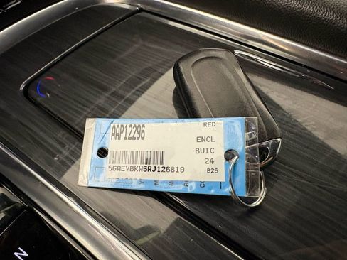 Used 2024 Buick Enclave Premium image 36