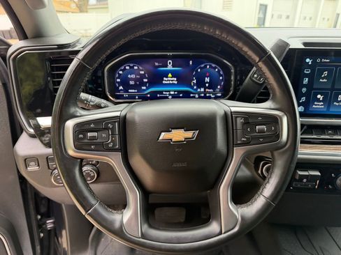 Used 2023 Chevrolet Silverado 1500 LT w/ Protection Package AWD/4WD image 13
