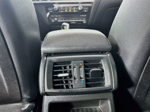 Used 2016 BMW X3 xDrive28i AWD/4WD image 32