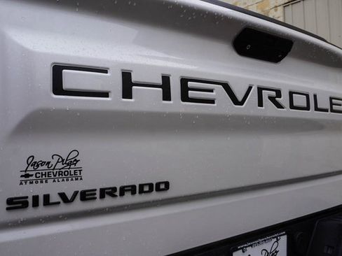 Used 2022 Chevrolet Silverado 1500 LTZ w/ LTZ Premium Package image 30