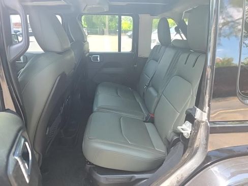 Used 2024 Jeep Wrangler High Altitude AWD/4WD image 12