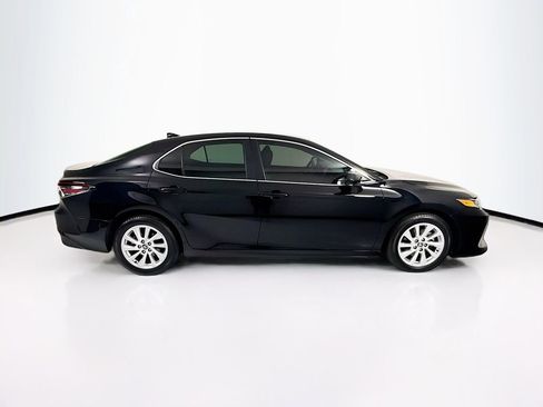 Used 2023 Toyota Camry LE AWD/4WD image 4