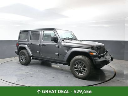 Used 2025 Jeep Wrangler Unlimited Sport