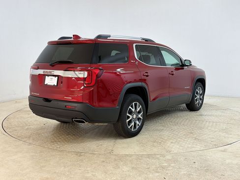 Used 2023 GMC Acadia SLT AWD/4WD image 9