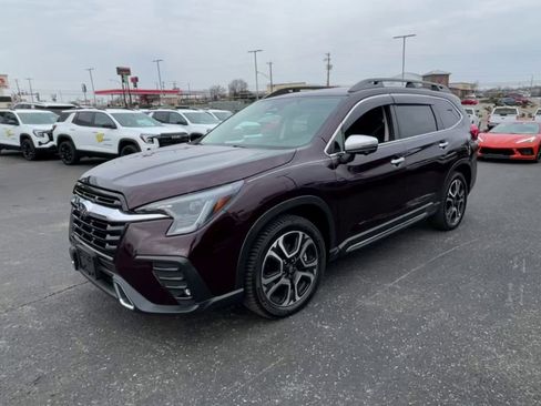 Used 2023 Subaru Ascent Touring image 5