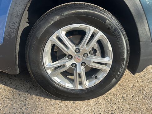 Used 2024 GMC Terrain SLE FWD image 39