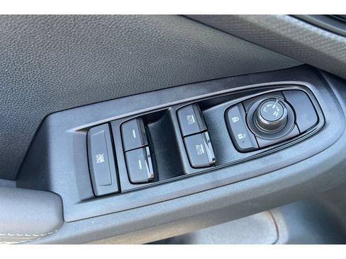 Certified 2026 Subaru Crosstrek 2.5i Premium AWD/4WD image 12
