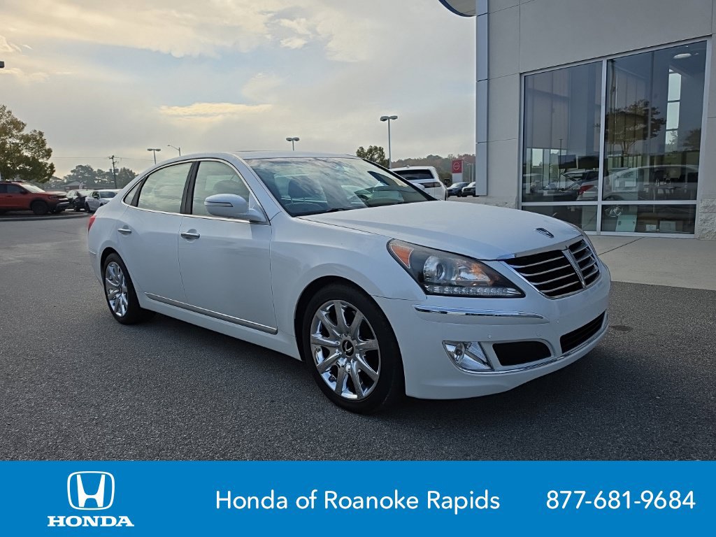 Used 2012 Hyundai Equus Signature RWD image 7