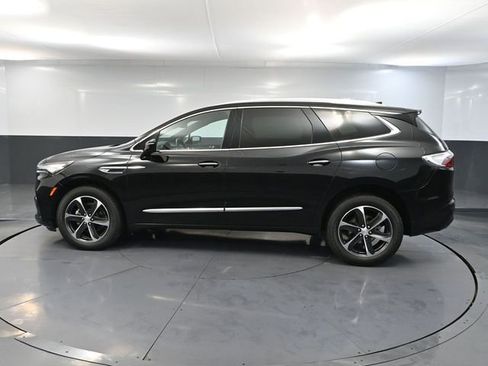 Used 2022 Buick Enclave Essence w/ Experience Buick Package image 11