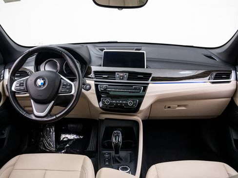 Used 2020 BMW X1 xDrive28i w/ Premium Package AWD/4WD image 11