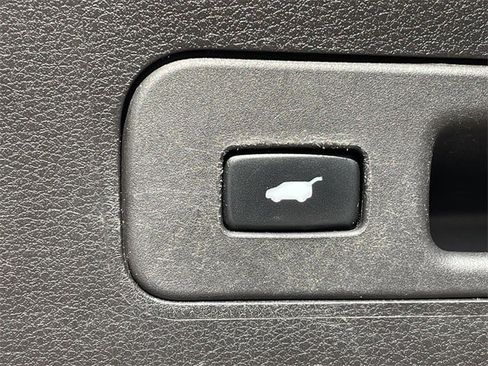 Used 2017 Acura MDX SH-AWD image 33