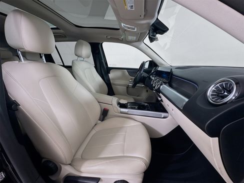 Certified 2022 Mercedes-Benz GLB 250 GLB 250 image 29
