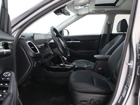 Used 2024 Kia Seltos EX AWD/4WD image 18