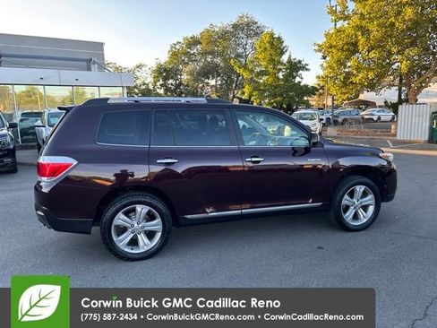 Used 2013 Toyota Highlander Limited AWD/4WD image 9