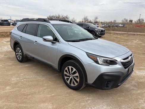 Used 2022 Subaru Outback Premium w/ Popular Package #1 image 7