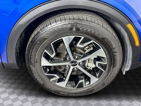 Used 2023 Kia Sportage EX image 32