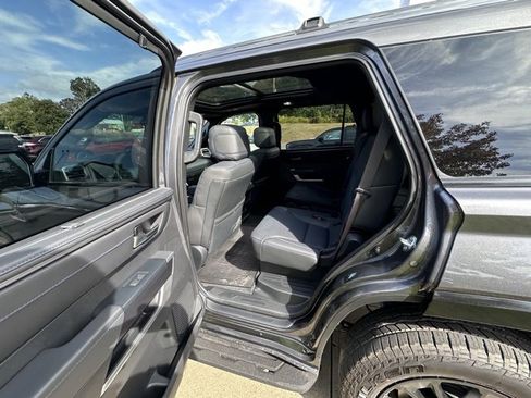 New 2025 Toyota Sequoia Platinum image 19