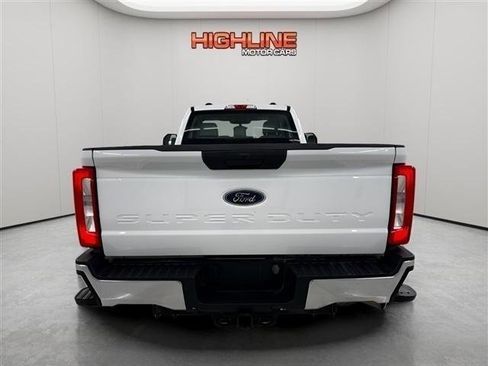 Used 2023 Ford F250 XL w/ XL Chrome Package RWD image 5