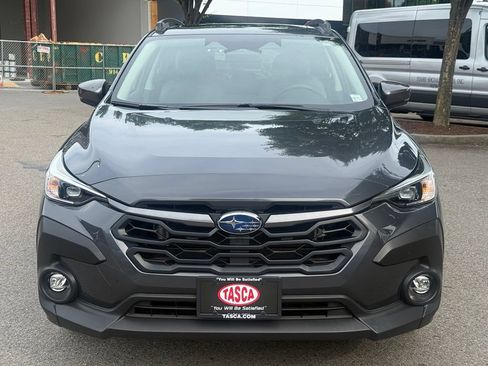 Used 2024 Subaru Crosstrek 2.0i Premium AWD/4WD image 3