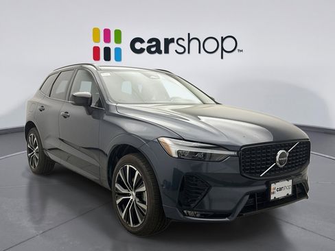 Used 2025 Volvo XC60 B5 Plus AWD/4WD image 7