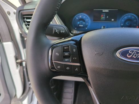 Used 2026 Ford Escape SE w/ PHEV Premium Package FWD image 28
