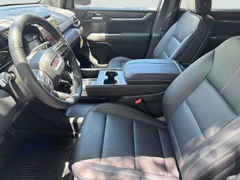 New 2026 GMC Acadia Elevation w/ Black Edition FWD image 9