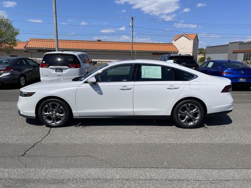 Used 2024 Honda Accord EX image 18