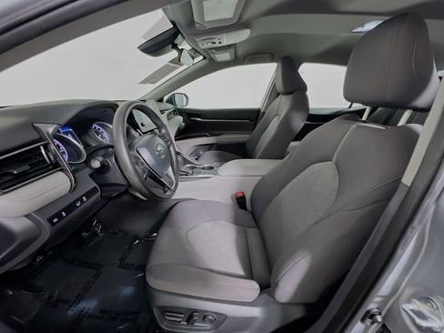 Used 2023 Toyota Camry LE image 15