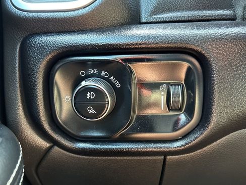 Used 2024 RAM 3500 Big Horn image 22