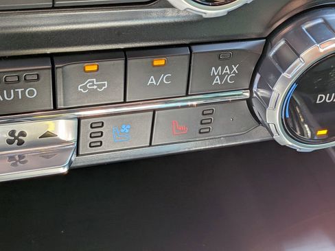 Used 2023 Ford F150 Lariat w/ Equipment Group 502A High image 24