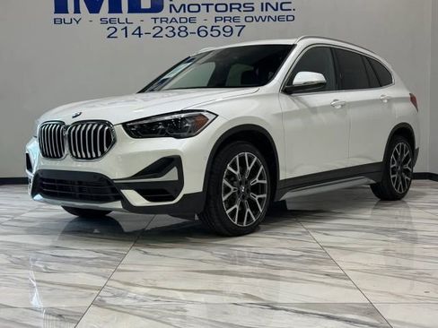 Used 2021 BMW X1 xDrive28i w/ Premium Package image 2