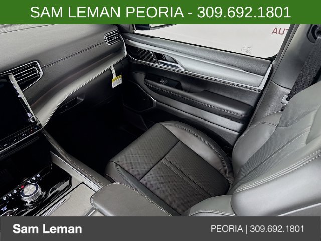 New 2026 Jeep Grand Wagoneer 4WD w/ Premium Group I image 25