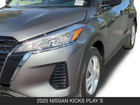 Used 2025 Nissan Kicks Play S FWD image 10