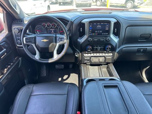 Used 2021 Chevrolet Silverado 1500 LTZ w/ LTZ Convenience Package II AWD/4WD image 9