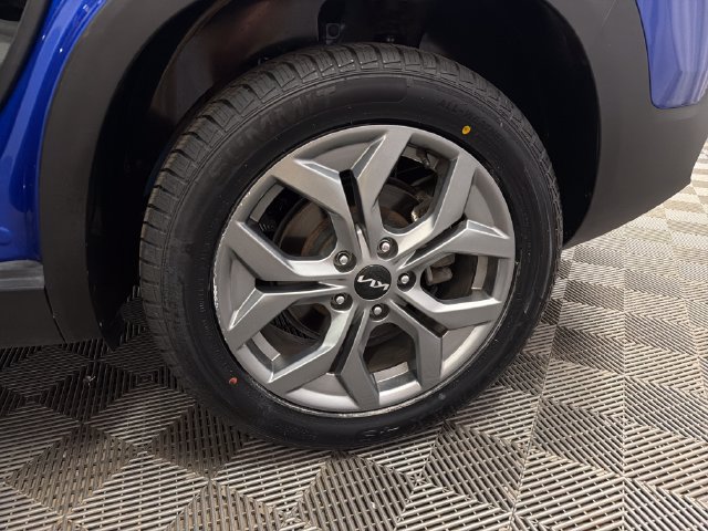 Certified 2024 Kia Seltos LX AWD/4WD image 29