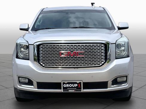 Used 2016 GMC Yukon XL Denali w/ Open Road Package RWD image 3
