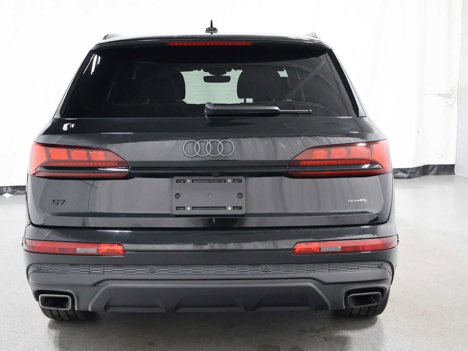 Used 2026 Audi Q7 3.0T Prestige w/ Prestige Package AWD/4WD image 7