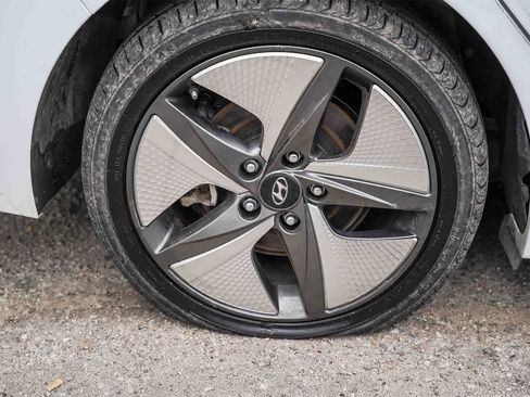 Used 2020 Hyundai Ioniq SEL image 7